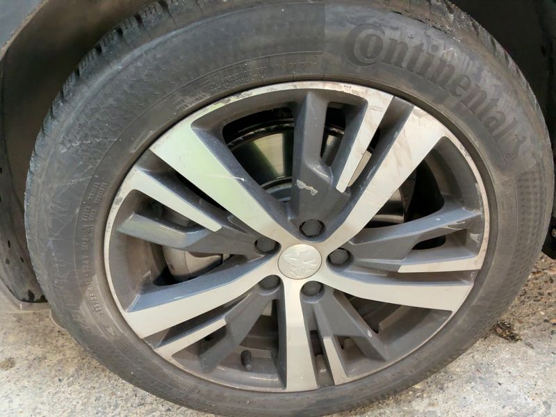 Peugeot 3008 1.6 Hybrid 225 GT 2022 – снимка 3