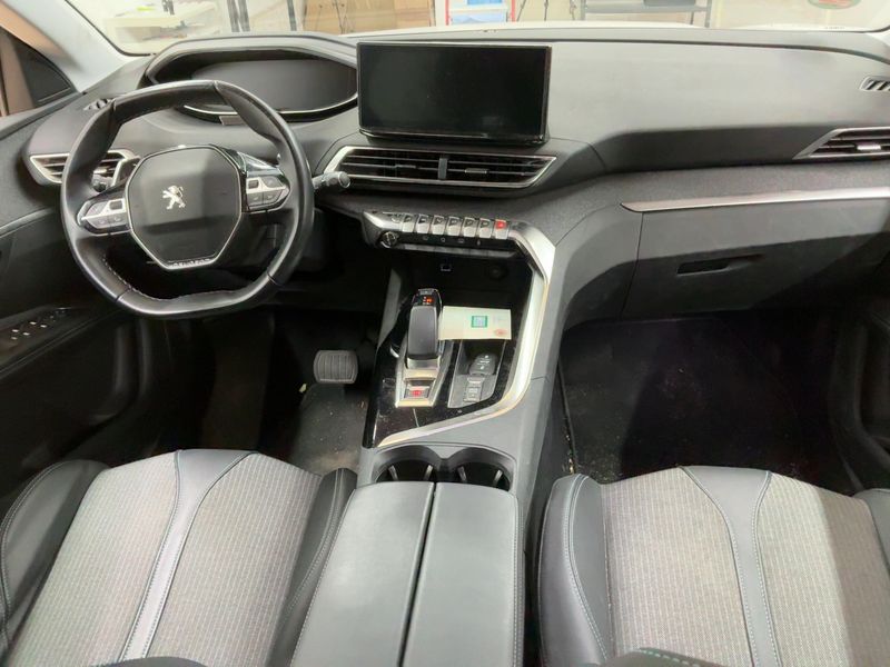 Peugeot 3008 1.6 Hybrid 225 GT 2022 – снимка 17