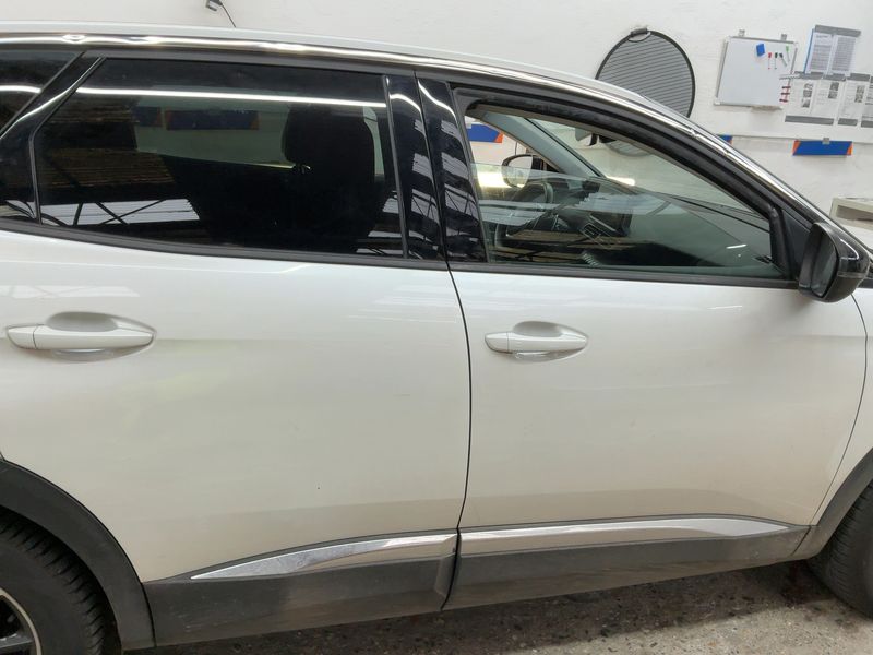 Peugeot 3008 1.6 Hybrid 225 GT 2022 – снимка 10