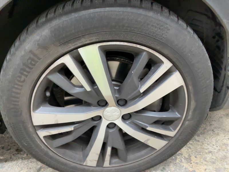 Peugeot 3008 1.6 Hybrid 225 GT 2022 – снимка 11