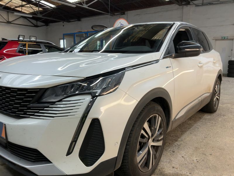 Peugeot 3008 1.6 Hybrid 225 GT 2022 – снимка 2