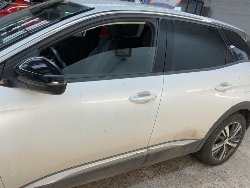 Peugeot 3008 1.6 Hybrid 225 GT 2022 – снимка 4