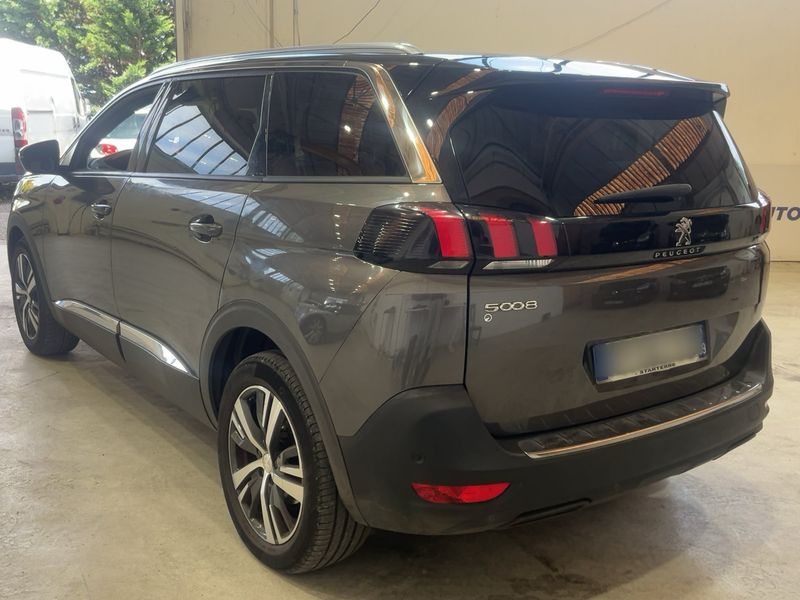 Peugeot 5008 1.2 PureTech Allure Pack 2023 – снимка 6