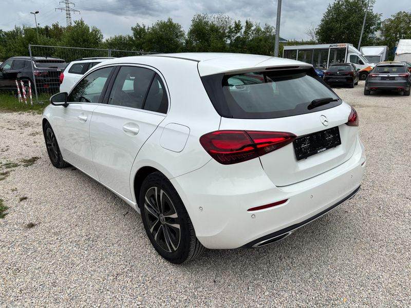 Mercedes-Benz A-Klasse A 180 d AMG Line 2023 – снимка 6