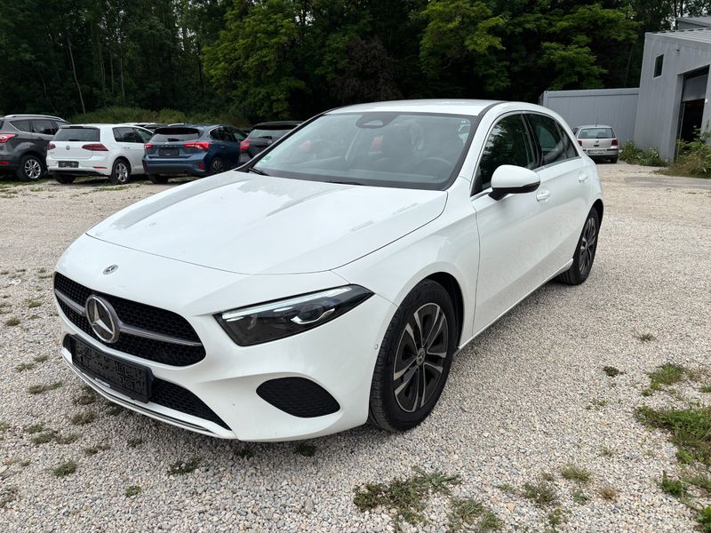 Mercedes-Benz A-Klasse A 180 d AMG Line 2023 – снимка 1