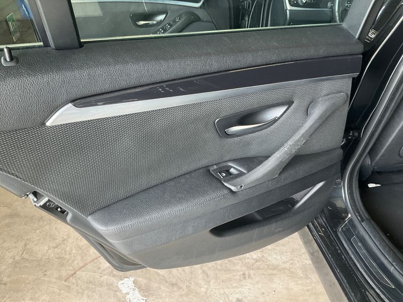 BMW 5er 520d 2013 – снимка 27