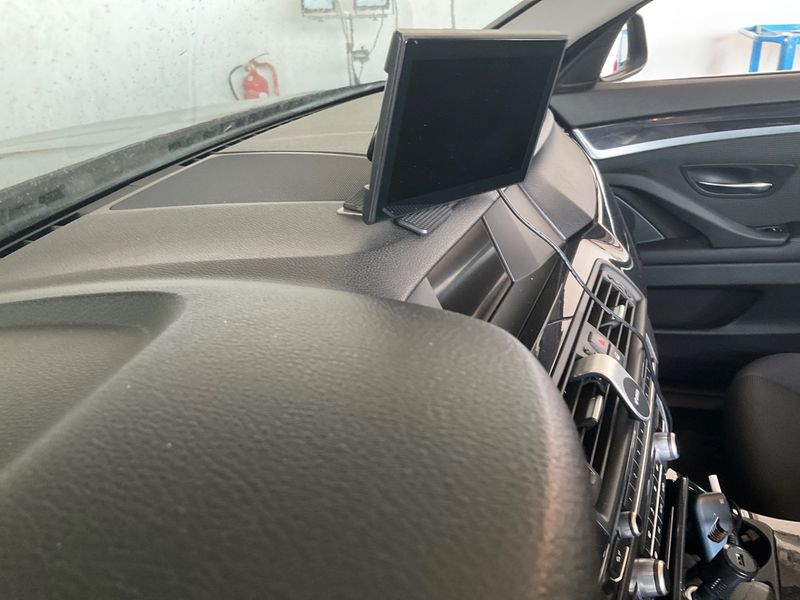 BMW 5er 520d 2013 – снимка 33