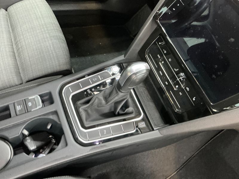 Volkswagen Passat 2.0 TDI Business 2021 – снимка 25
