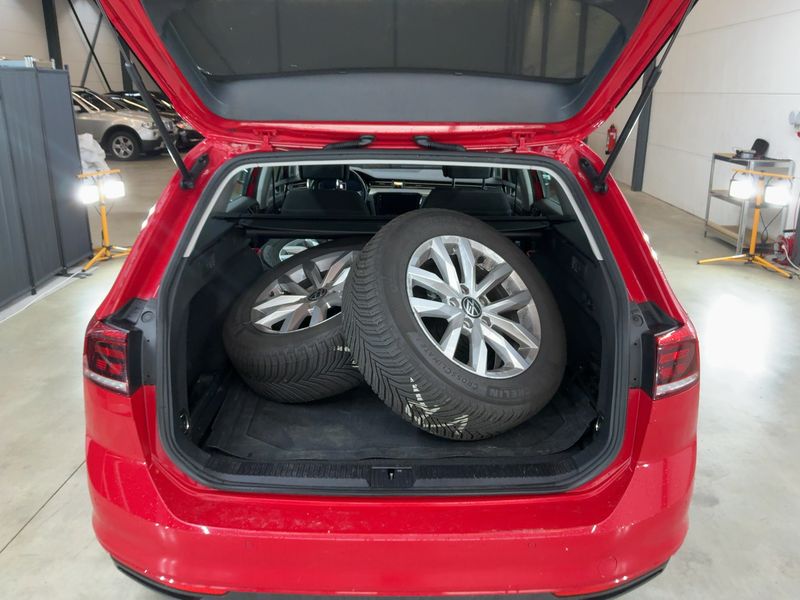 Volkswagen Passat 2.0 TDI Business 2021 – снимка 16