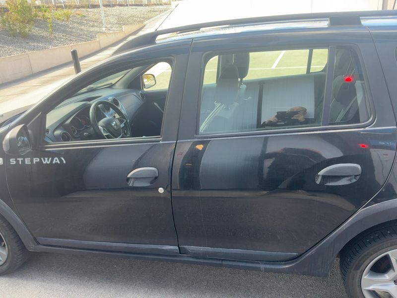 Dacia Logan MCV 0.9 TCe Stepway 2018 – снимка 4