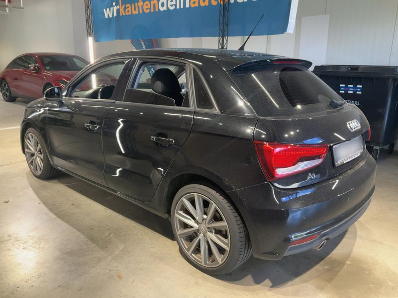 Audi A1 Sportback 1.6 TDI Design 2016 – снимка 6