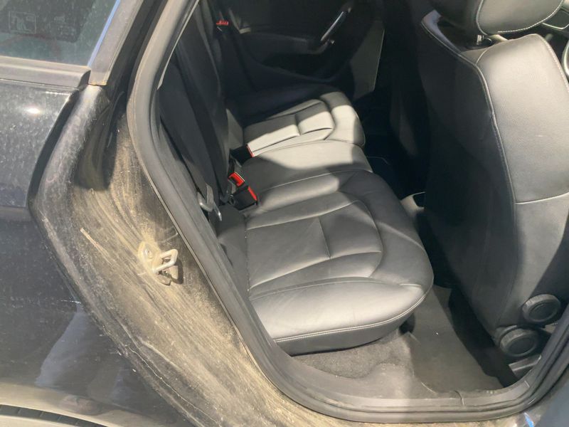 Audi A1 Sportback 1.6 TDI Design 2016 – снимка 19