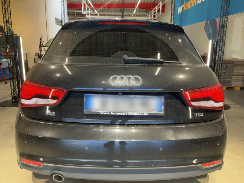 Audi A1 Sportback 1.6 TDI Design 2016 – снимка 7