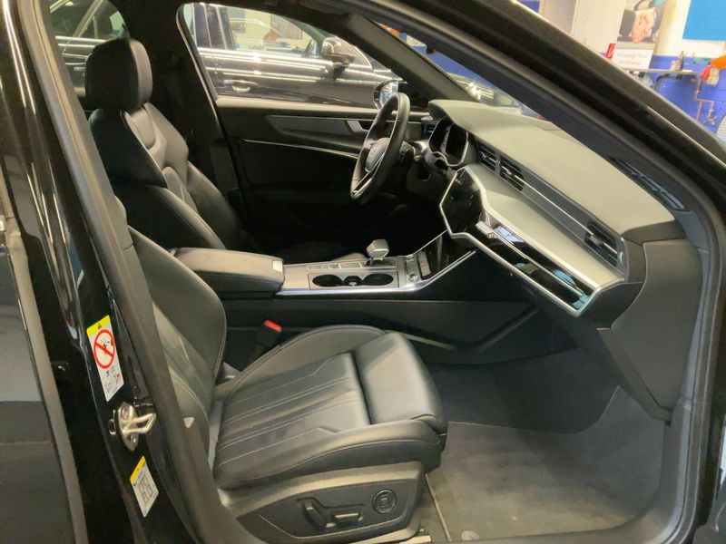 Audi A6 55 TFSI Mild-Hybrid quattro Advanced 2024 – снимка 16
