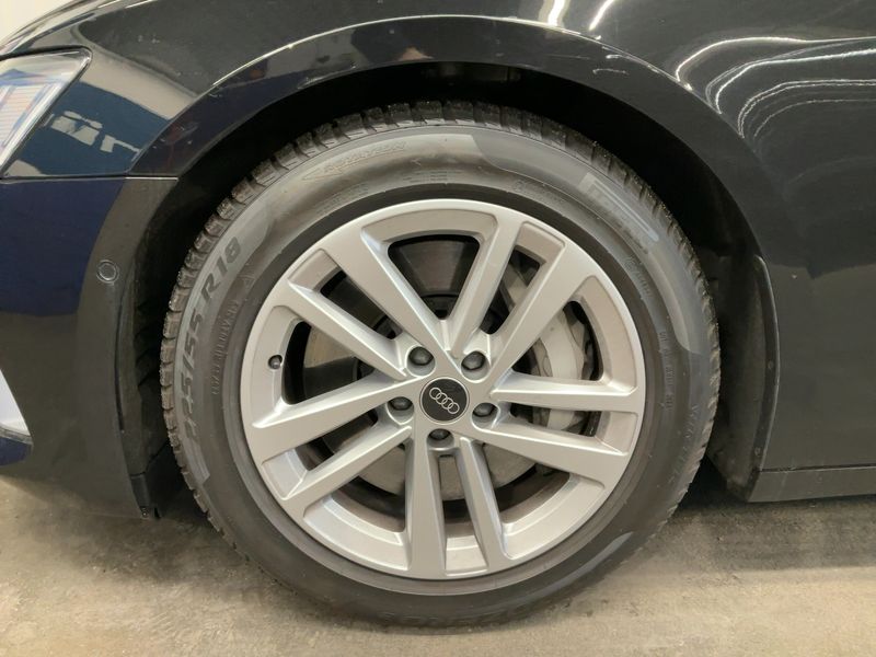 Audi A6 55 TFSI Mild-Hybrid quattro Advanced 2024 – снимка 3