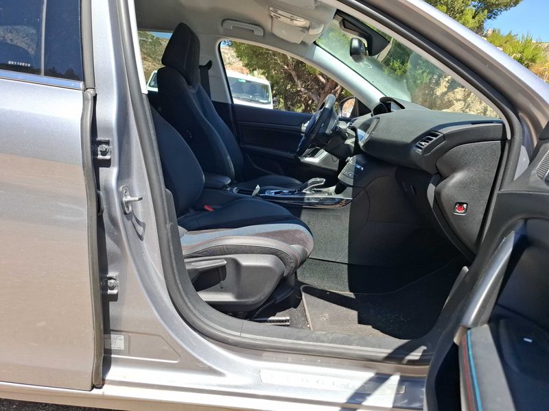 Peugeot 308 1.2 PureTech Tech Edition 2019 – снимка 10