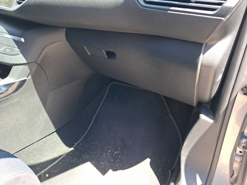 Peugeot 308 1.2 PureTech Tech Edition 2019 – снимка 51