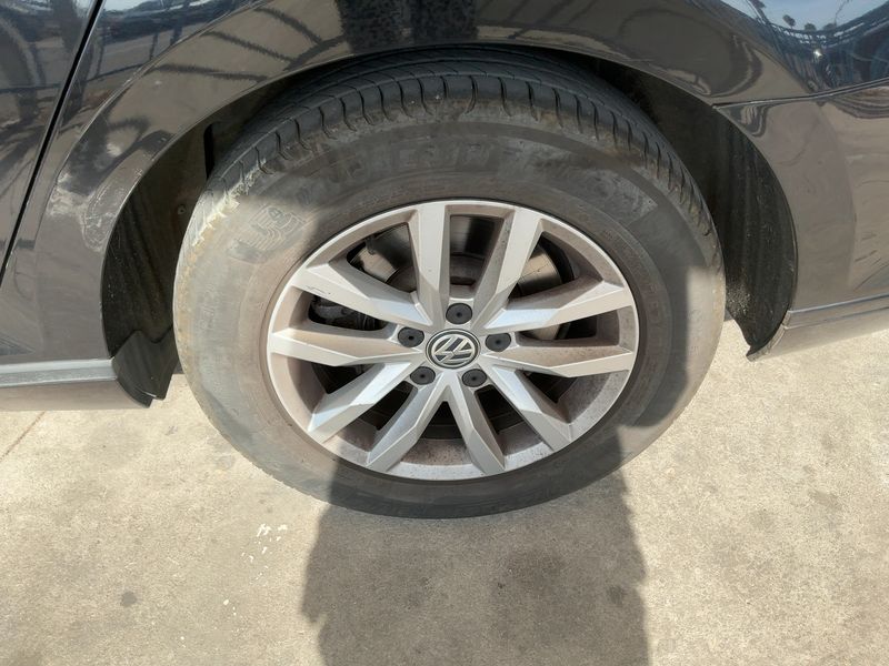 Volkswagen Passat 1.6 TDI Edition BlueMotion Tech 2016 – снимка 5