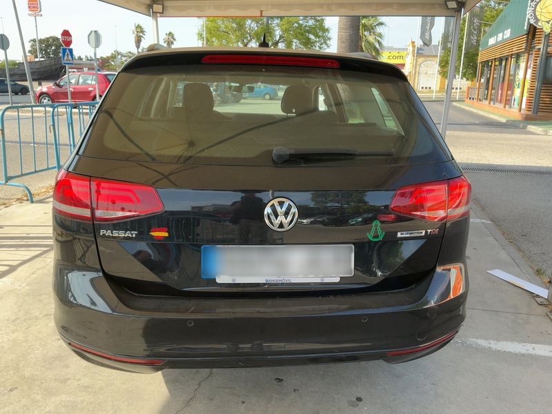 Volkswagen Passat 1.6 TDI Edition BlueMotion Tech 2016 – снимка 7