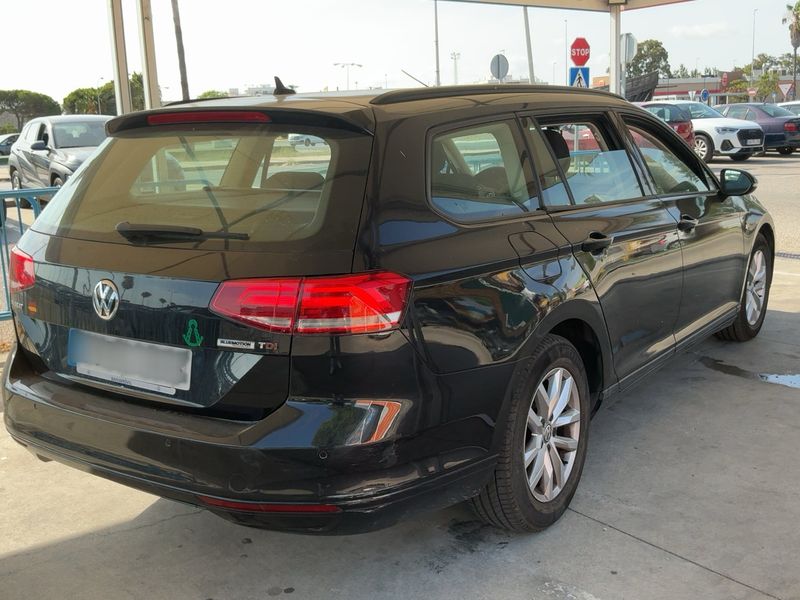 Volkswagen Passat 1.6 TDI Edition BlueMotion Tech 2016 – снимка 8