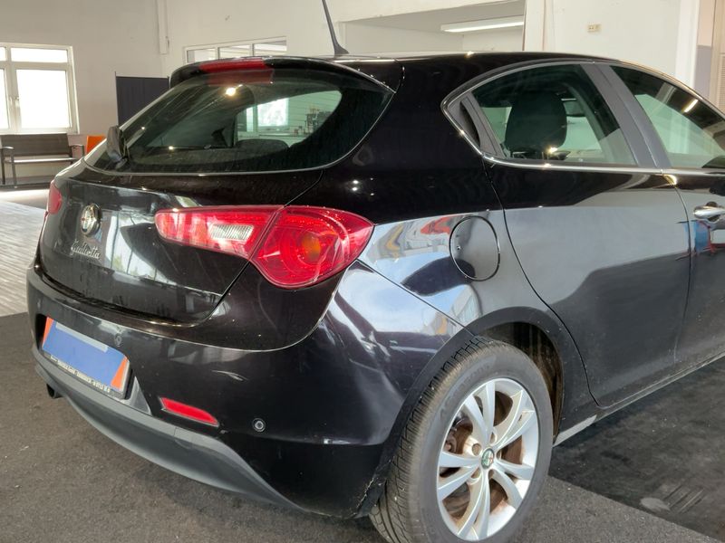 Alfa Romeo Giulietta 1.4 Turbo Turismo 2011 – снимка 8