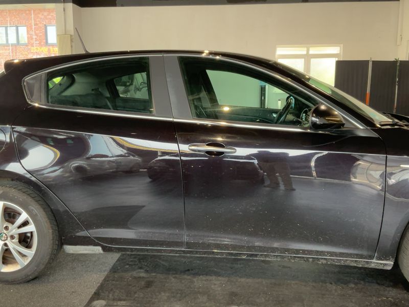 Alfa Romeo Giulietta 1.4 Turbo Turismo 2011 – снимка 10