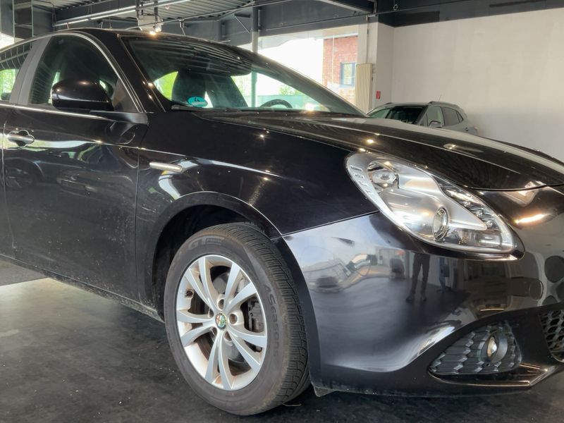 Alfa Romeo Giulietta 1.4 Turbo Turismo 2011 – снимка 12