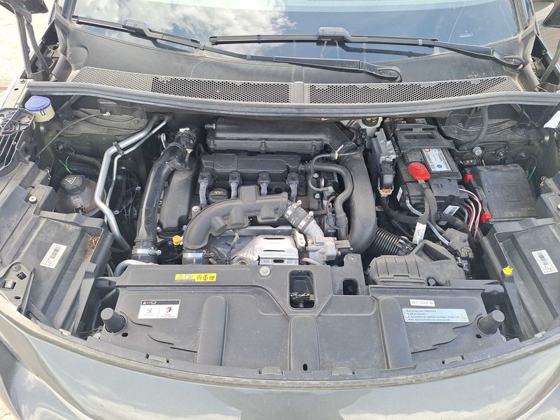 Peugeot 3008 1.6 THP GT Line 2018 – снимка 8