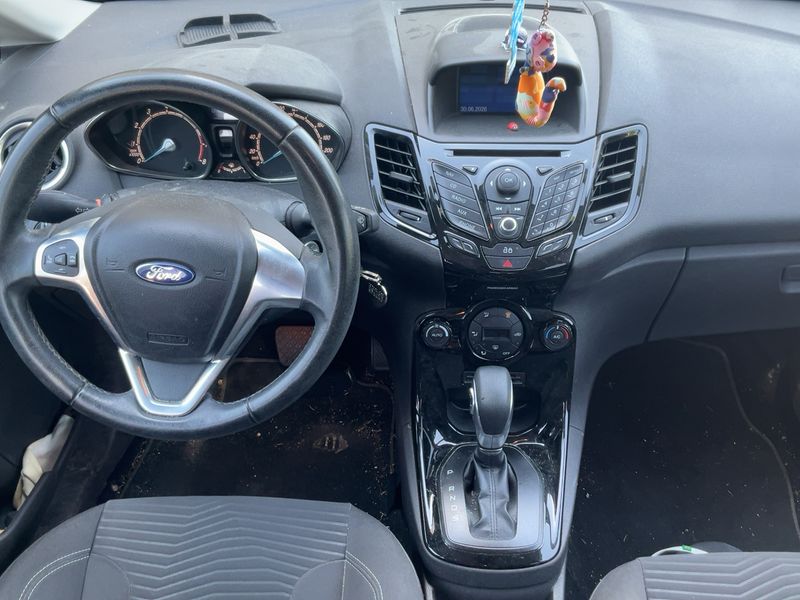 Ford Fiesta 1.0 EcoBoost Titanium 2014 – снимка 17