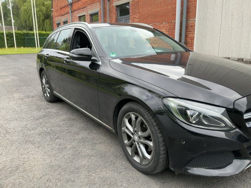 Mercedes-Benz C-Klasse C 180 d T BlueTEC Avantgarde 2016 – снимка 12