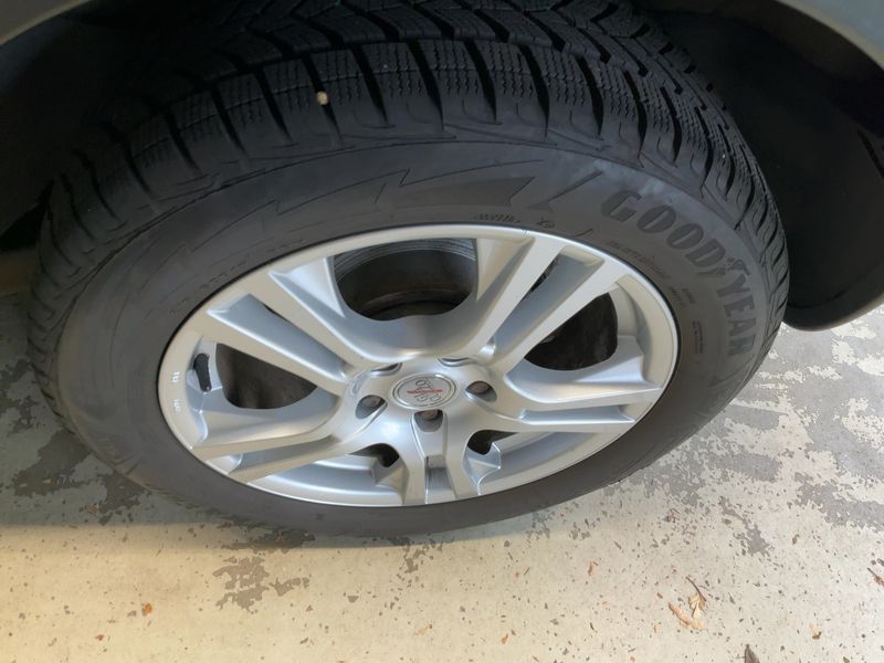 Nissan Qashqai 2.0 dCi Tekna 4x4 2011 – снимка 5