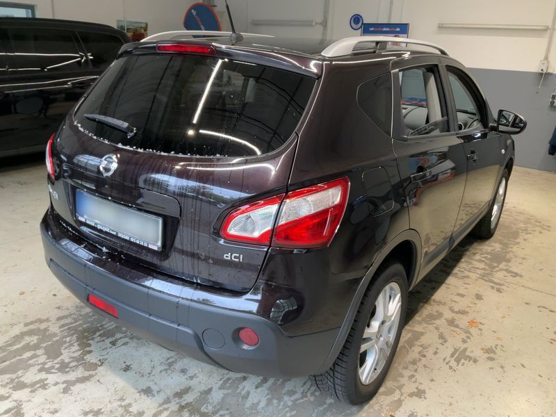 Nissan Qashqai 2.0 dCi Tekna 4x4 2011 – снимка 8