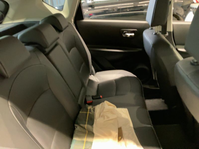 Nissan Qashqai 2.0 dCi Tekna 4x4 2011 – снимка 20