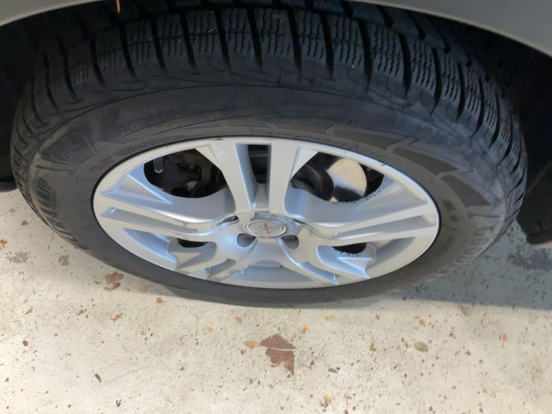 Nissan Qashqai 2.0 dCi Tekna 4x4 2011 – снимка 3