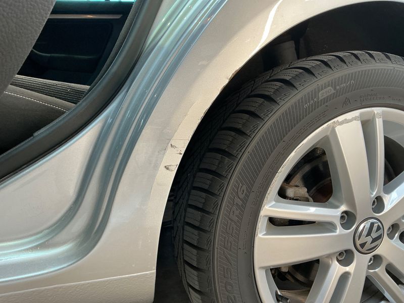 Volkswagen Golf VI 2.0 TDI Match 2013 – снимка на щета 55