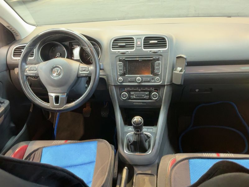 Volkswagen Golf VI 2.0 TDI Match 2013 – снимка 17