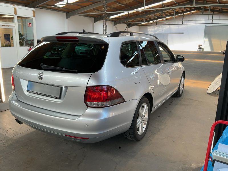 Volkswagen Golf VI 2.0 TDI Match 2013 – снимка на щета 8