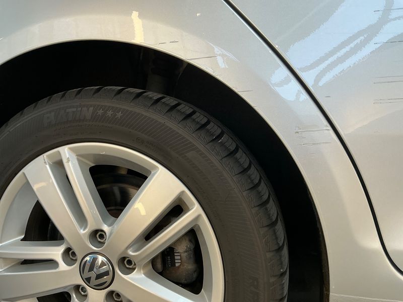 Volkswagen Golf VI 2.0 TDI Match 2013 – снимка на щета 42