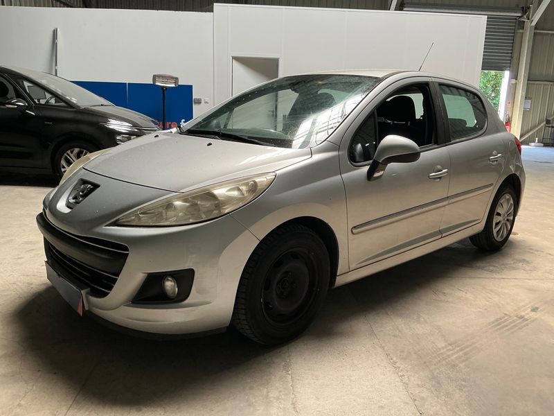 Peugeot 207 1.4 HDi Premium 2010 – снимка 1