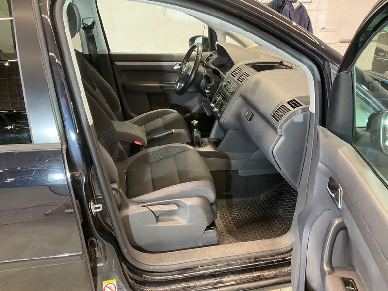 Volkswagen Touran 1.2 TSI Comfortline 2012 – снимка 3