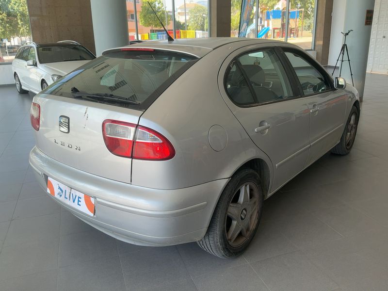 Seat Leon 1.9 TDI Stella 2002 – снимка 8