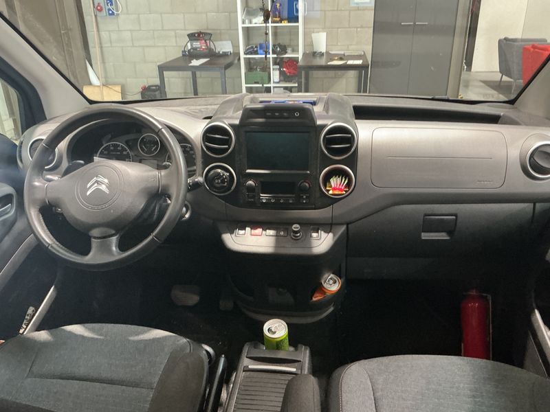 Citroen Berlingo 1.6 Blue-HDi XTR 2016 – снимка 12