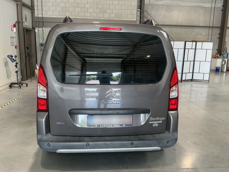 Citroen Berlingo 1.6 Blue-HDi XTR 2016 – снимка на щета