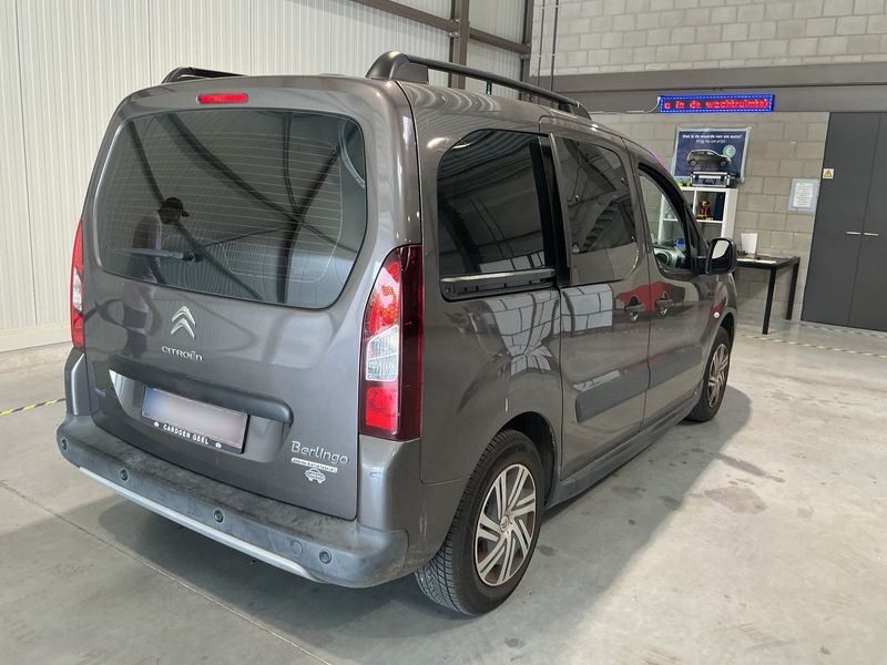 Citroen Berlingo 1.6 Blue-HDi XTR 2016 – снимка 6