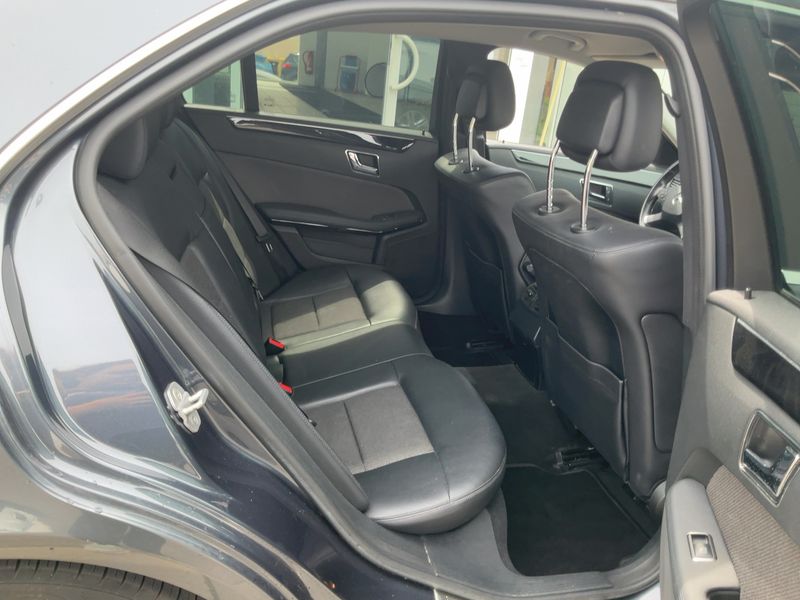Mercedes-Benz E-Klasse E 220 CDI BlueEfficiency Avantgarde 2011 – снимка 19