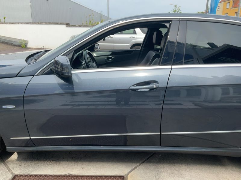 Mercedes-Benz E-Klasse E 220 CDI BlueEfficiency Avantgarde 2011 – снимка 4