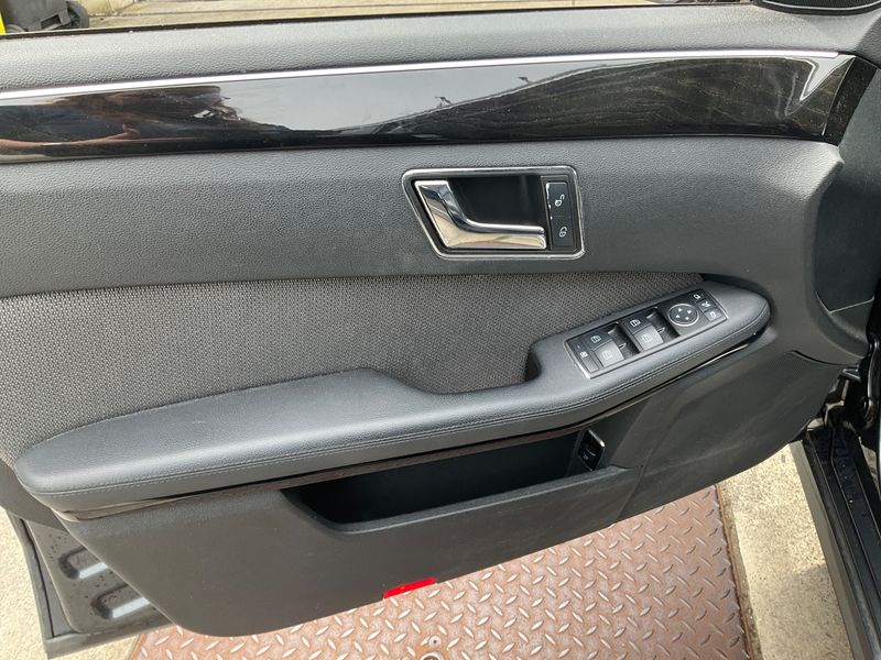Mercedes-Benz E-Klasse E 220 CDI BlueEfficiency Avantgarde 2011 – снимка 27