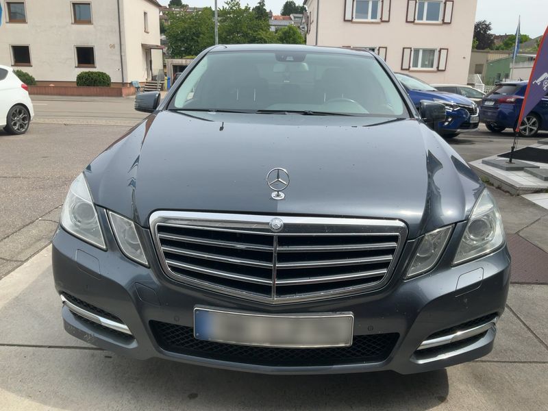 Mercedes-Benz E-Klasse E 220 CDI BlueEfficiency Avantgarde 2011 – снимка 9