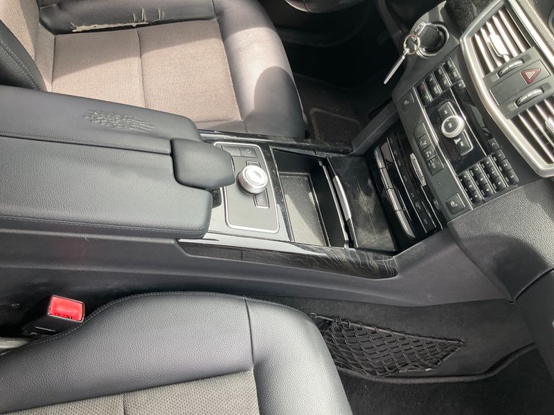 Mercedes-Benz E-Klasse E 220 CDI BlueEfficiency Avantgarde 2011 – снимка 29