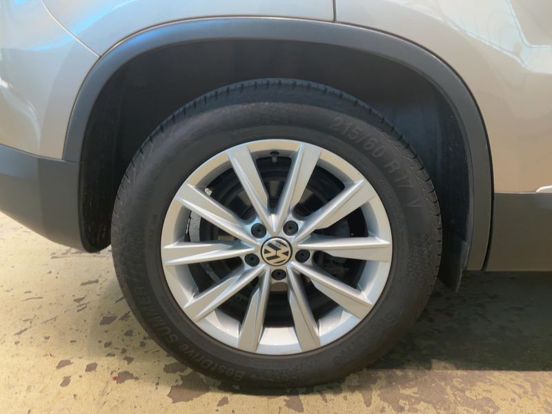Volkswagen Tiguan 1.4 TSI Sport & Style BlueMotion Tech 2014 – снимка 9